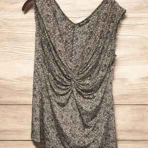 Elegant Patterned Women's Top